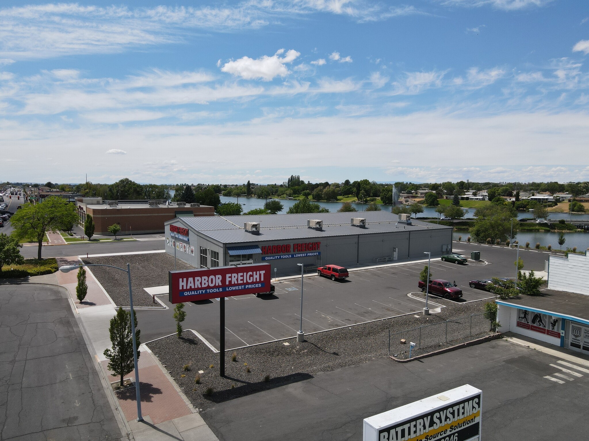 304 E Broadway, Moses Lake, WA for sale Building Photo- Image 1 of 5