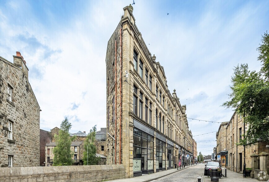 21 Hammerton St, Burnley à louer - Photo du bâtiment - Image 2 de 2