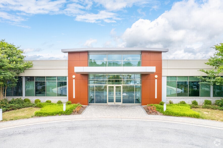 2476 Swedesford Rd, Malvern, PA for lease - Primary Photo - Image 1 of 13