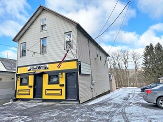 Plus de détails pour 129 Pike St, Carbondale, PA - Commerce de détail à vendre
