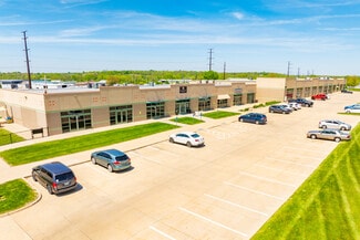 More details for 1300 Metro East Dr, Pleasant Hill, IA - Flex for Lease