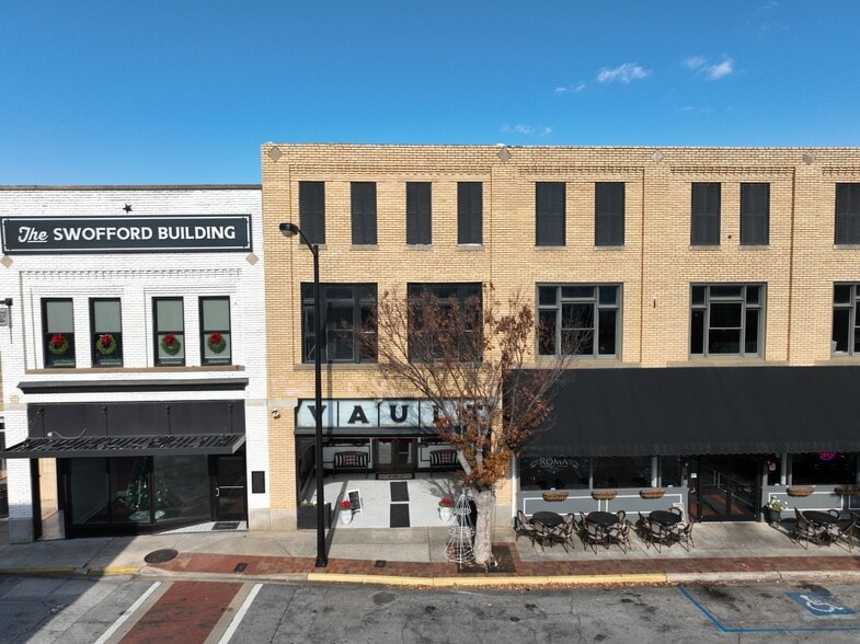 103 E Laurens St, Laurens, SC for lease - Building Photo - Image 1 of 12