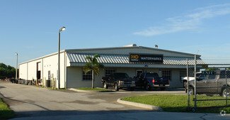 Plus de détails pour 4750 Laredo Ave, Fort Myers, FL - Industriel/Logistique à louer