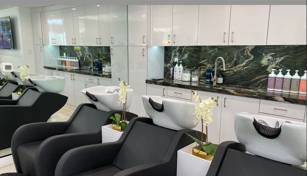 1145-1149 S Beverly Dr, Los Angeles, CA for lease - Interior Photo - Image 2 of 15