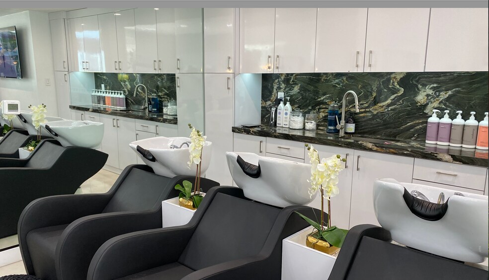 1145-1149 S Beverly Dr, Los Angeles, CA à louer - Photo intérieure - Image 2 de 15