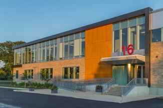 Plus de détails pour 16 Crosby Dr, Bedford, MA - Local d'activités à louer