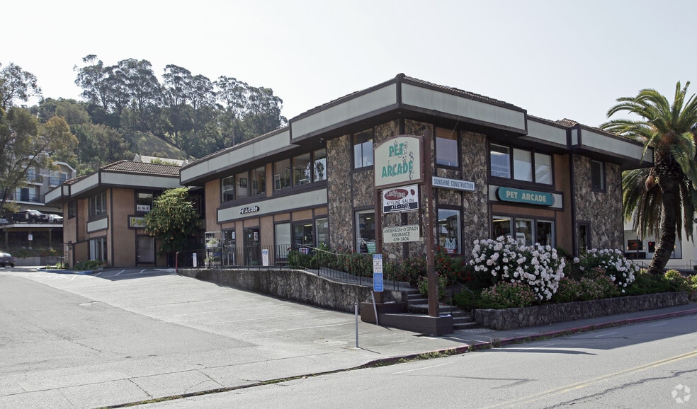 4136 Redwood Hwy, San Rafael, CA for sale - Primary Photo - Image 1 of 10