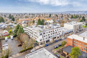 4252 SE Belmont St, Portland, OR - Aerial  map view