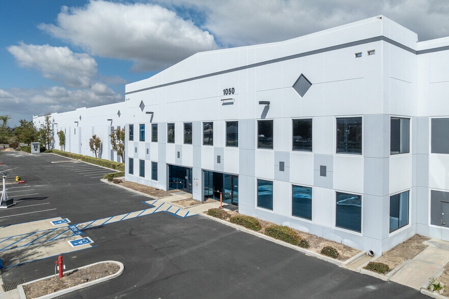 1050 E Orange Show Rd, San Bernardino, CA à vendre - Photo principale - Image 1 de 8