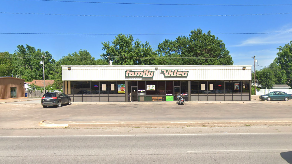 1912 N Main St, Miami, OK for lease - Building Photo - Image 1 of 4