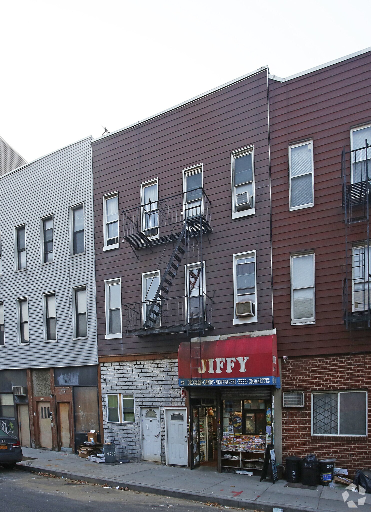 202 Nassau Ave, Brooklyn, NY for sale Primary Photo- Image 1 of 8