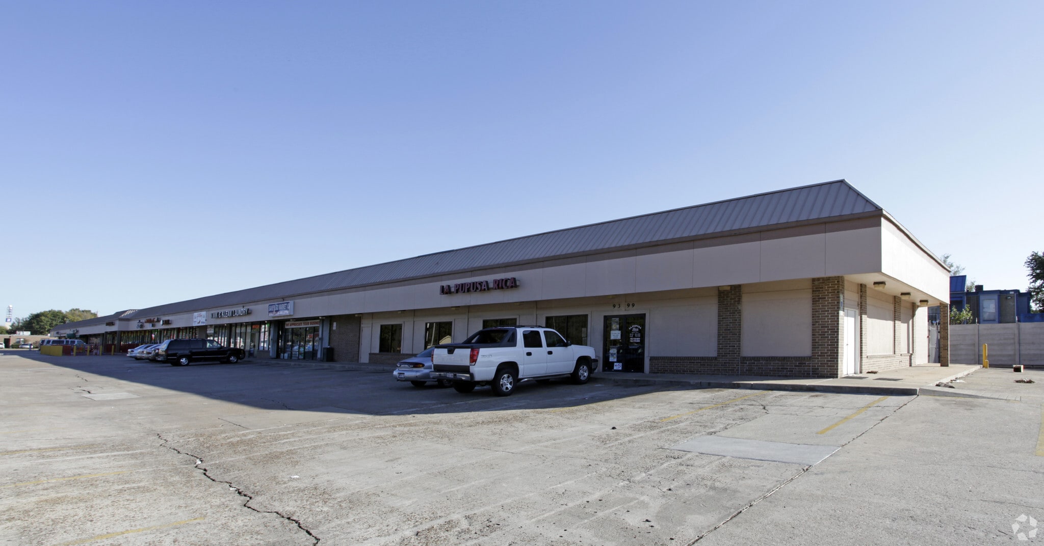 9121-9399 S Gessner Dr, Houston, TX à louer Photo du bâtiment- Image 1 de 4
