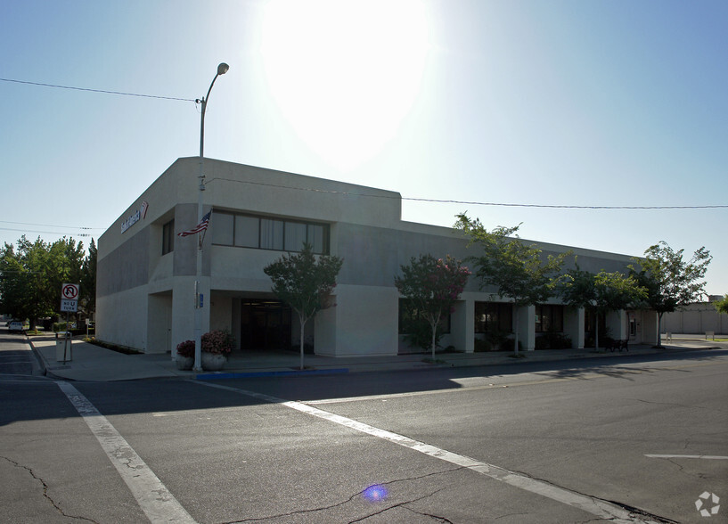 936 G St, Reedley, CA for lease - Building Photo - Image 2 of 3