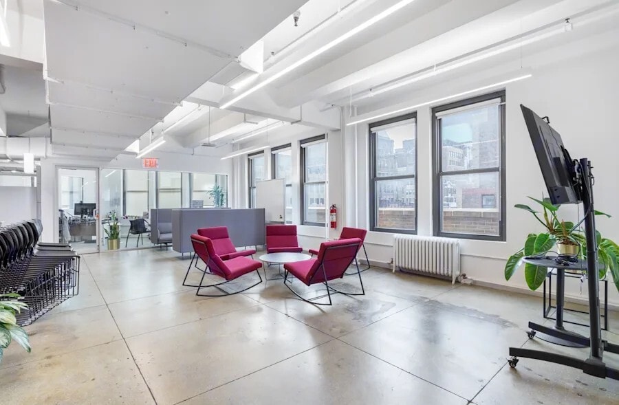 575 8th Ave, New York, NY for lease Interior Photo- Image 1 of 12