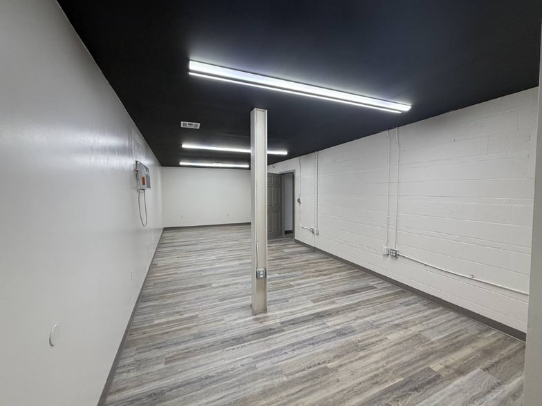 811 E Waterman St, Wichita, KS for lease - Interior Photo - Image 2 of 5