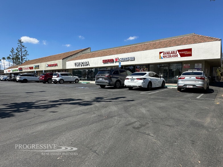 10171-10191 Magnolia Ave, Riverside, CA for lease - Building Photo - Image 2 of 4