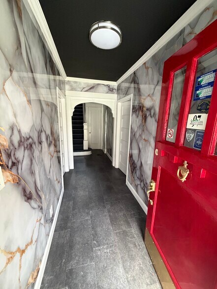 80 Jefferson St, Monticello, NY à vendre - Photo du bâtiment - Image 3 de 30