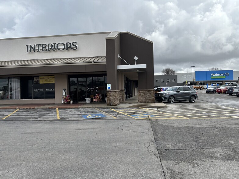 3103-3147 S Harvard Ave, Tulsa, OK for sale - Building Photo - Image 3 of 11