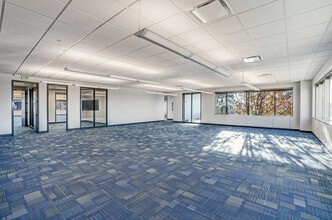10000 Innovation Dr, Wauwatosa, WI for lease Interior Photo- Image 1 of 14