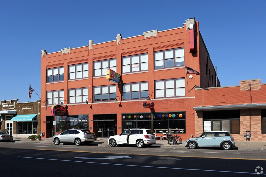 1015 N Broadway Ave, Oklahoma City, OK à louer - Photo du bâtiment - Image 3 de 6