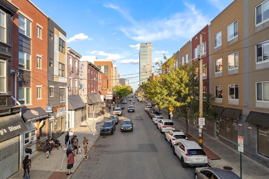 Cecil B. Moore Avenue Assemblage portefeuille de 3 propriétés à vendre sur LoopNet.ca - Photo du bâtiment - Image 3 de 9