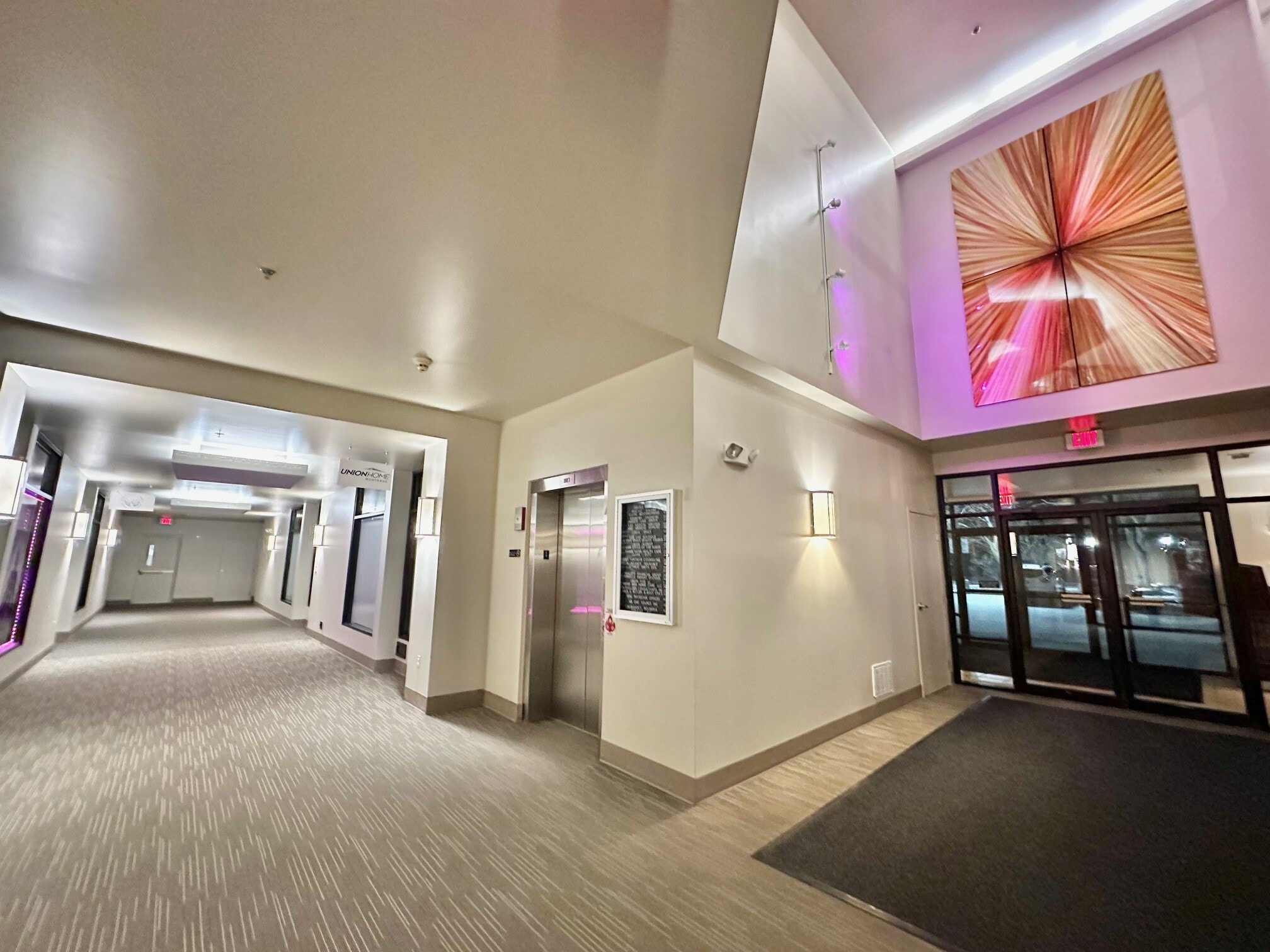 425 Joliet St, Dyer, IN for lease Interior Photo- Image 1 of 6