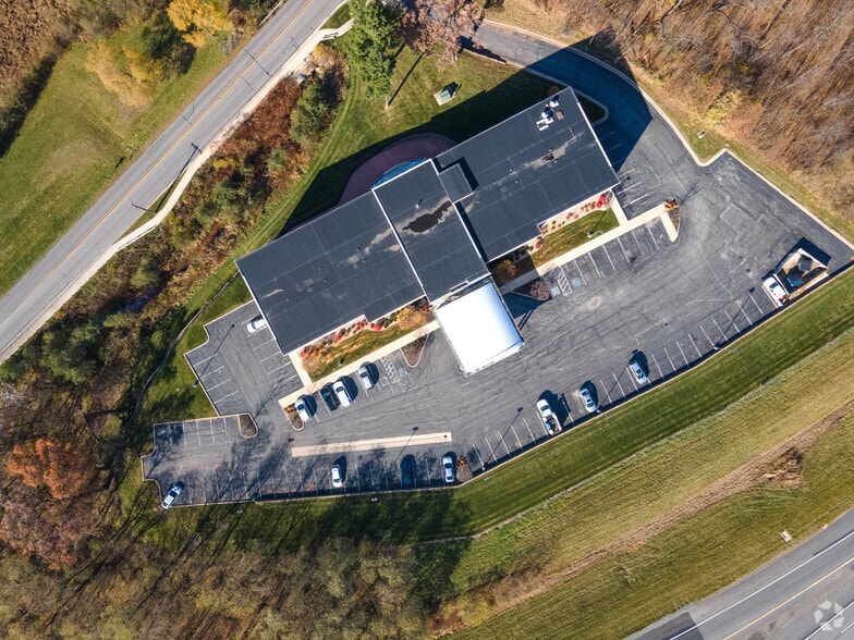 1251 Silhavy Rd, Valparaiso, IN for sale - Aerial - Image 2 of 3