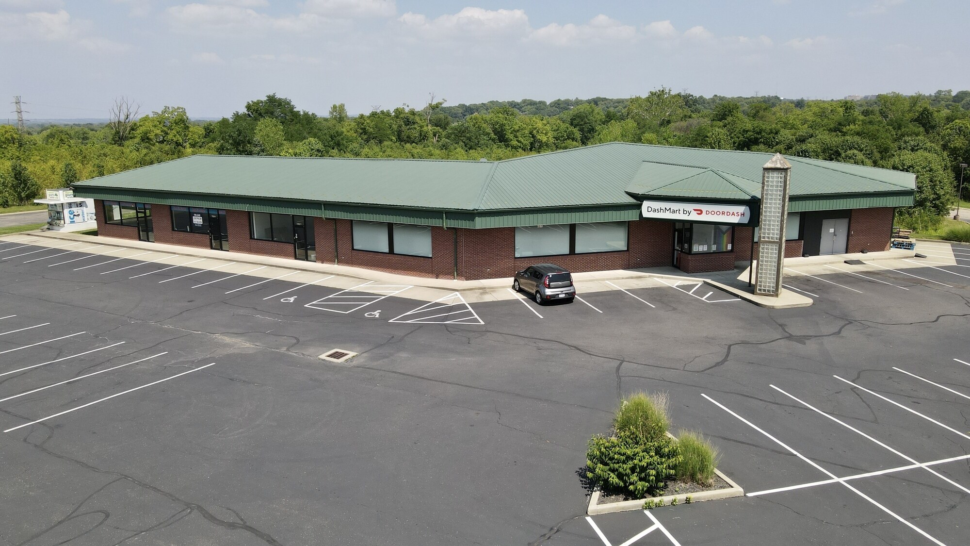 6368 Pleasant Ave, Fairfield, OH for lease Building Photo- Image 1 of 8