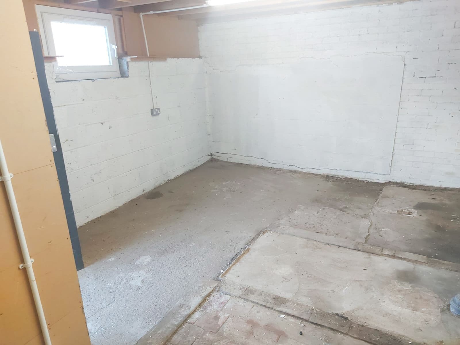 58 High St, Lincoln for lease Interior Photo- Image 1 of 5