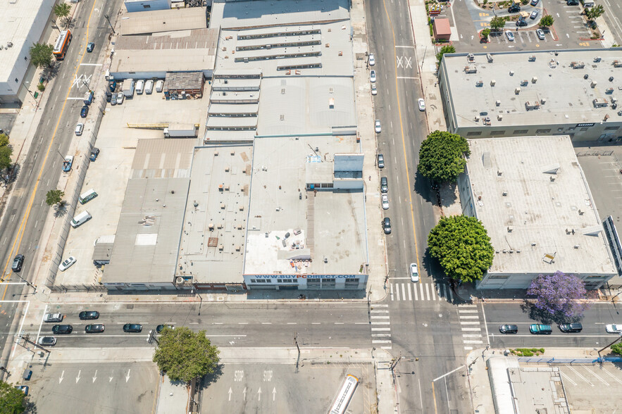 1821 S Broadway, Los Angeles, CA for lease - Building Photo - Image 3 of 7