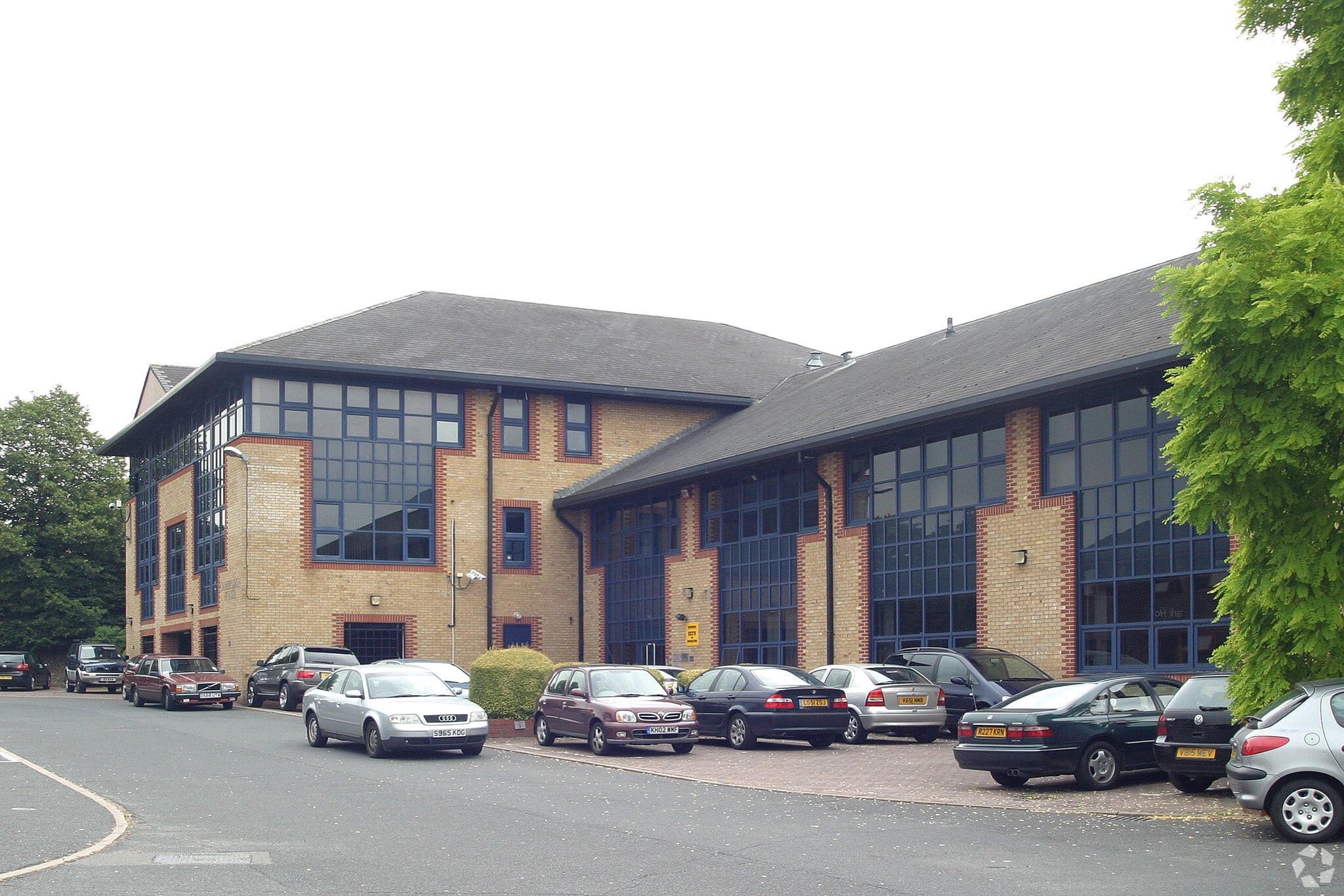 Cambridge Rd, Harlow for lease Primary Photo- Image 1 of 5