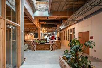 7 Throwley Way, Sutton for lease Interior Photo- Image 2 of 6