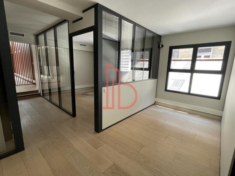 Rue Sicard, Bordeaux for lease - Interior Photo - Image 2 of 5
