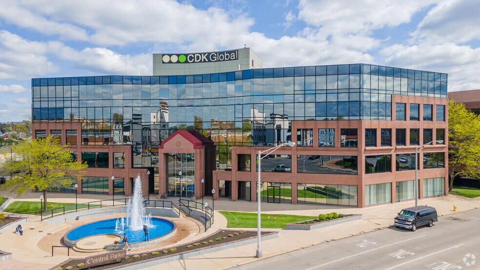 4600 Montgomery Rd, Norwood, OH à louer - Photo principale - Image 1 de 3