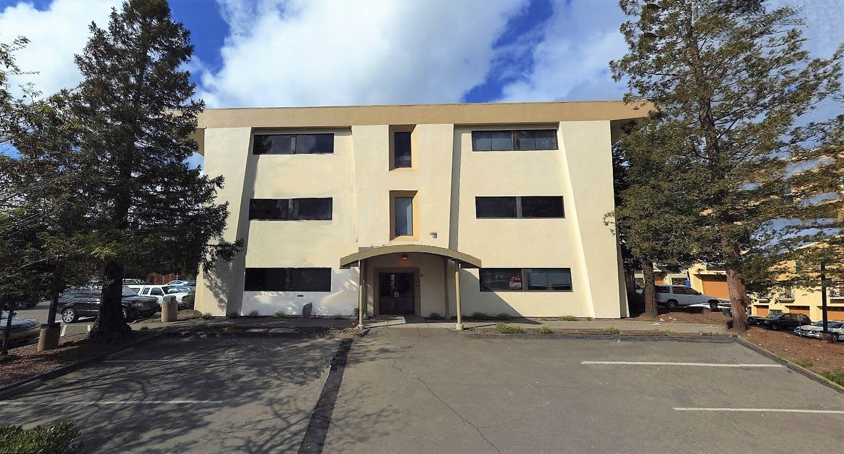 1-5 Padre Pky, Rohnert Park, CA for lease Primary Photo- Image 1 of 4