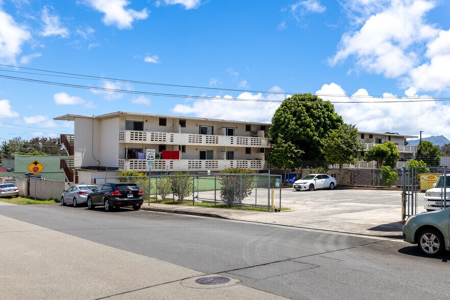 55 Walker Ave, Wahiawa, HI à vendre - Photo du bâtiment - Image 2 de 25