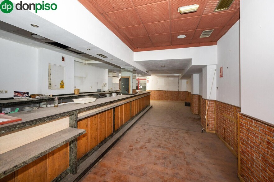 Avenida Juan Pablo II, 92, Granada, Granada for sale - Building Photo - Image 3 of 31