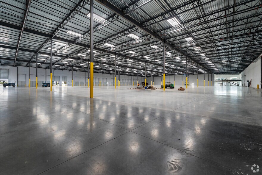 357 N Covina Ln, City Of Industry, CA à louer - Photo intérieure - Image 3 de 19