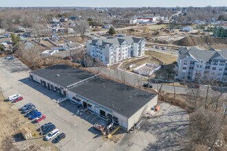 82 Boston Post Rd, Waterford, CT - Aerial  map view