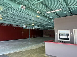 19712-19844 W 130th St, Strongsville, OH for lease Interior Photo- Image 1 of 3