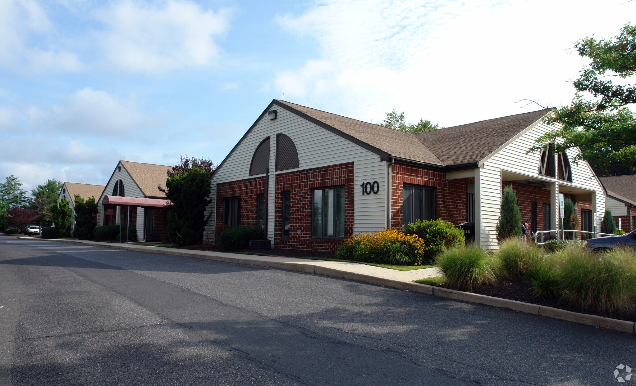 100 Carnie Blvd, Voorhees, NJ for lease Primary Photo- Image 1 of 2