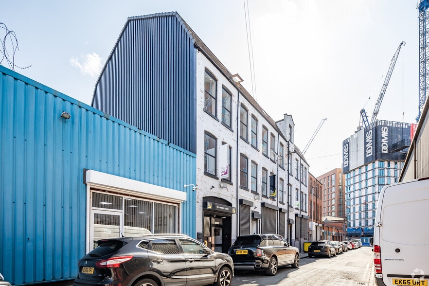 12-14 Robert St, Manchester for lease - Building Photo - Image 3 of 4