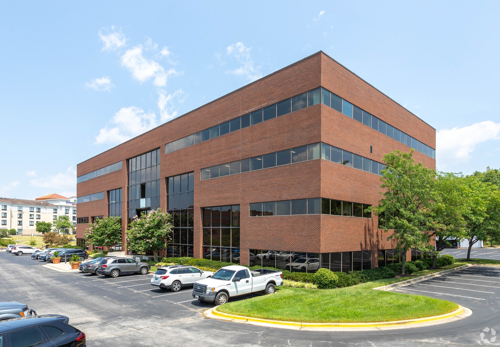 901 Elkridge Landing Rd, Linthicum, MD à louer Photo du bâtiment- Image 1 de 8