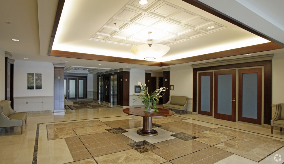 4433 Corporation Ln, Virginia Beach, VA for lease - Lobby - Image 2 of 3