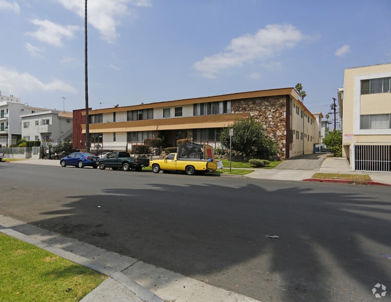 409 S Manhattan Pl, Los Angeles, CA à vendre - Photo principale - Image 2 de 18