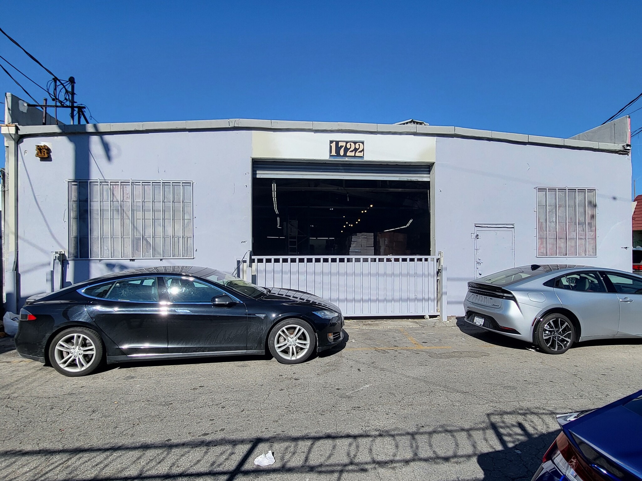 1722 Santee St, Los Angeles, CA for lease Building Photo- Image 1 of 11