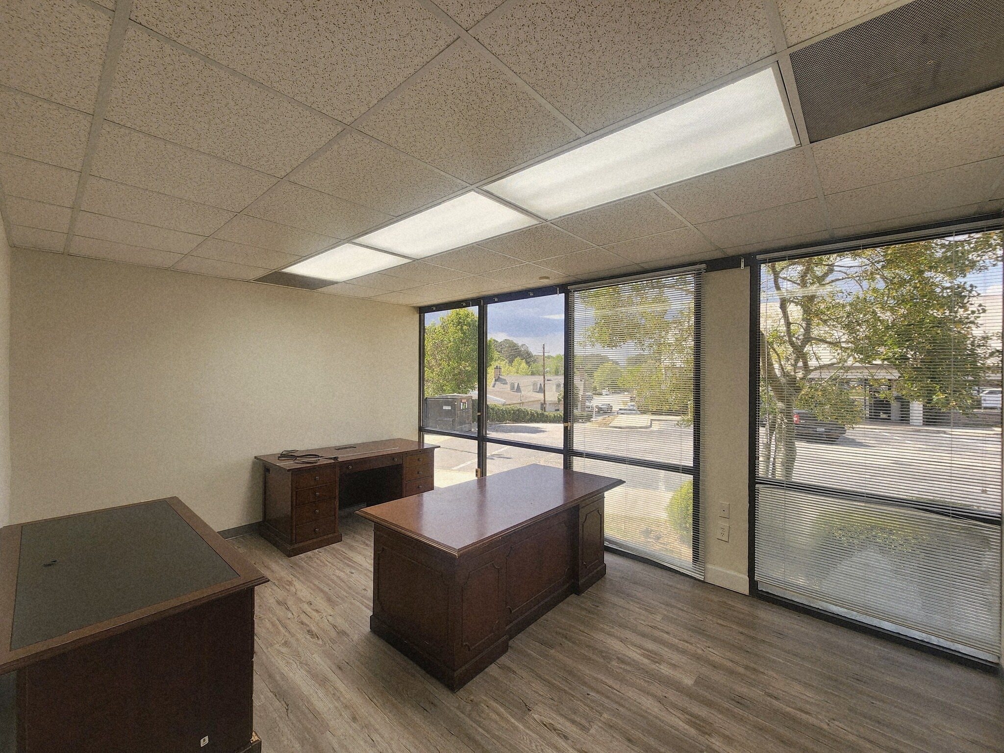3200 Riverside Dr, Macon-Bibb, GA for lease Interior Photo- Image 1 of 8