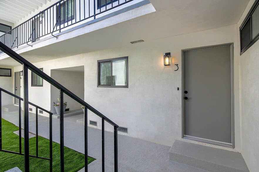 655 Ivy St, Glendale, CA for sale - Building Photo - Image 3 of 14