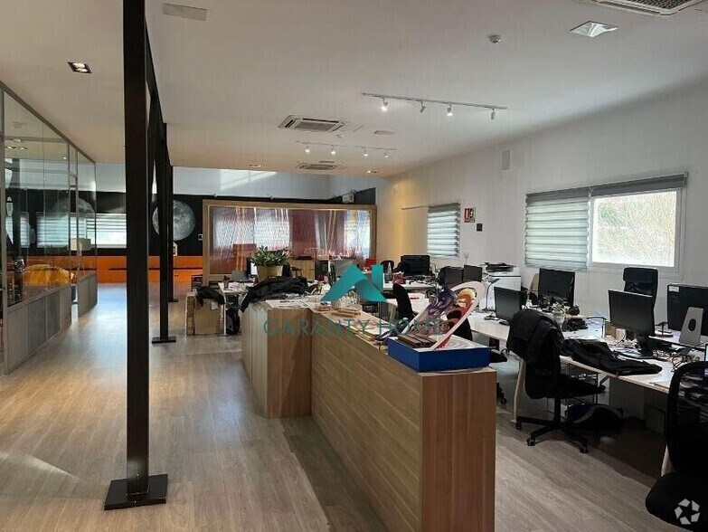 Industriel dans Móstoles, Madrid à louer - Photo du bâtiment - Image 3 de 4