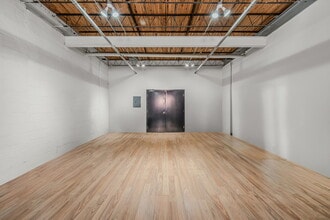 465-485 Rue De Port-Royal O, Montréal, QC for lease Building Photo- Image 2 of 7